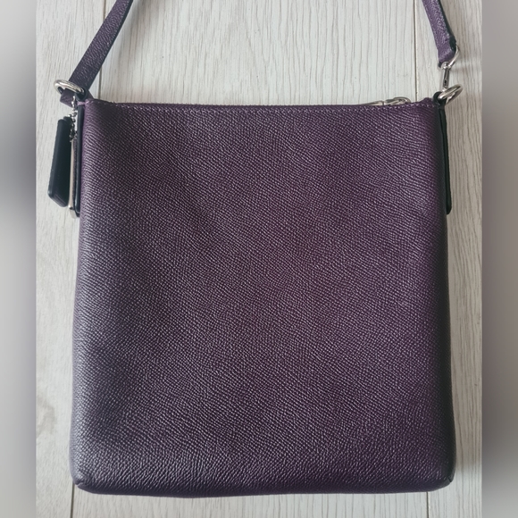 COACH KITT CROSSGRAIN LEATHER CROSSBODY SWING BAG PURPLE OXBLOOD SILVER HARDWARE - Picture 5 of 16